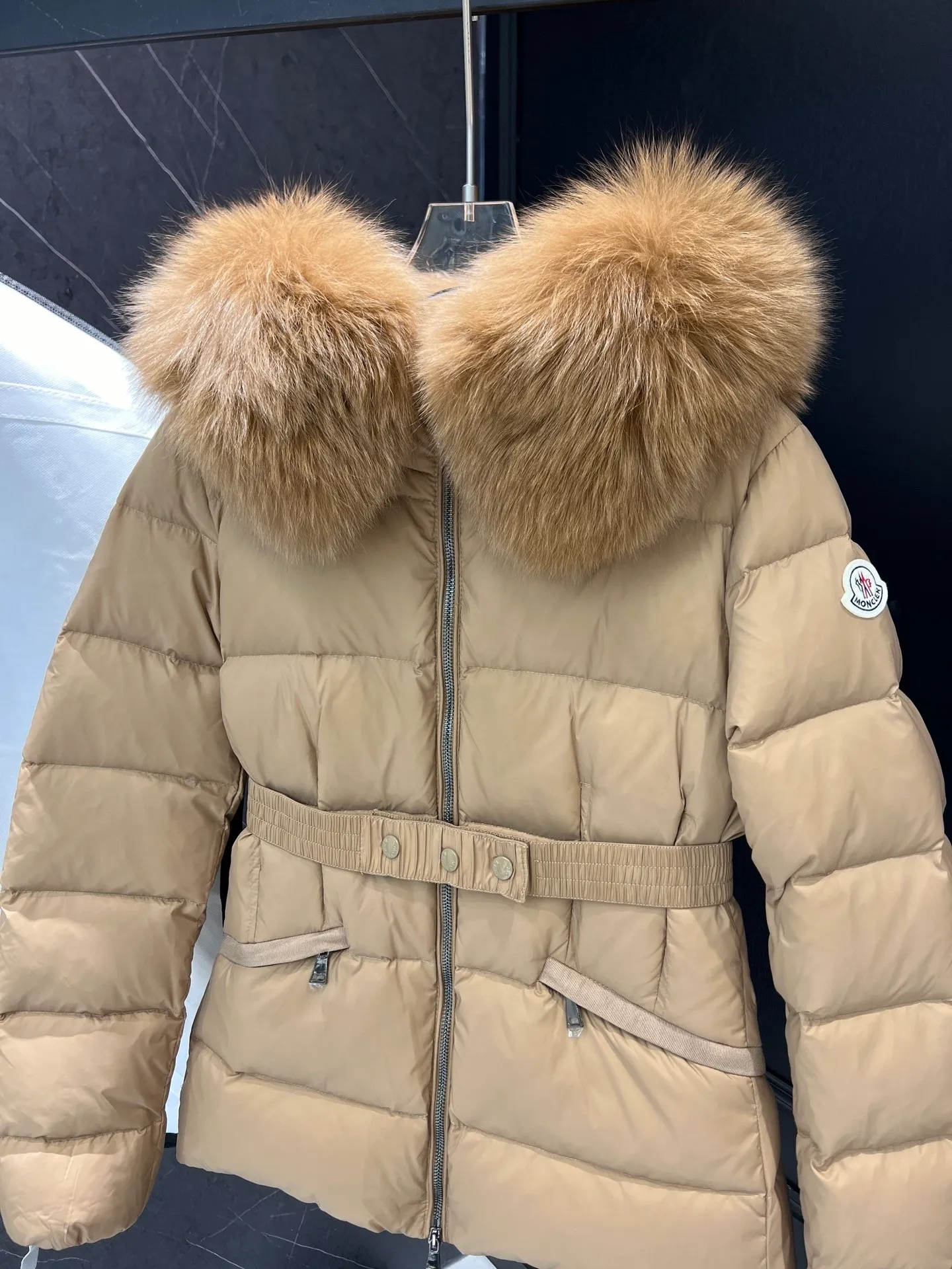 MONCLER Boed Boed longue saison ， ， 。 (! ， ) Boed ， ， 。 longue saison ， 。 · longue saison .Longue saison · · · · ， ·